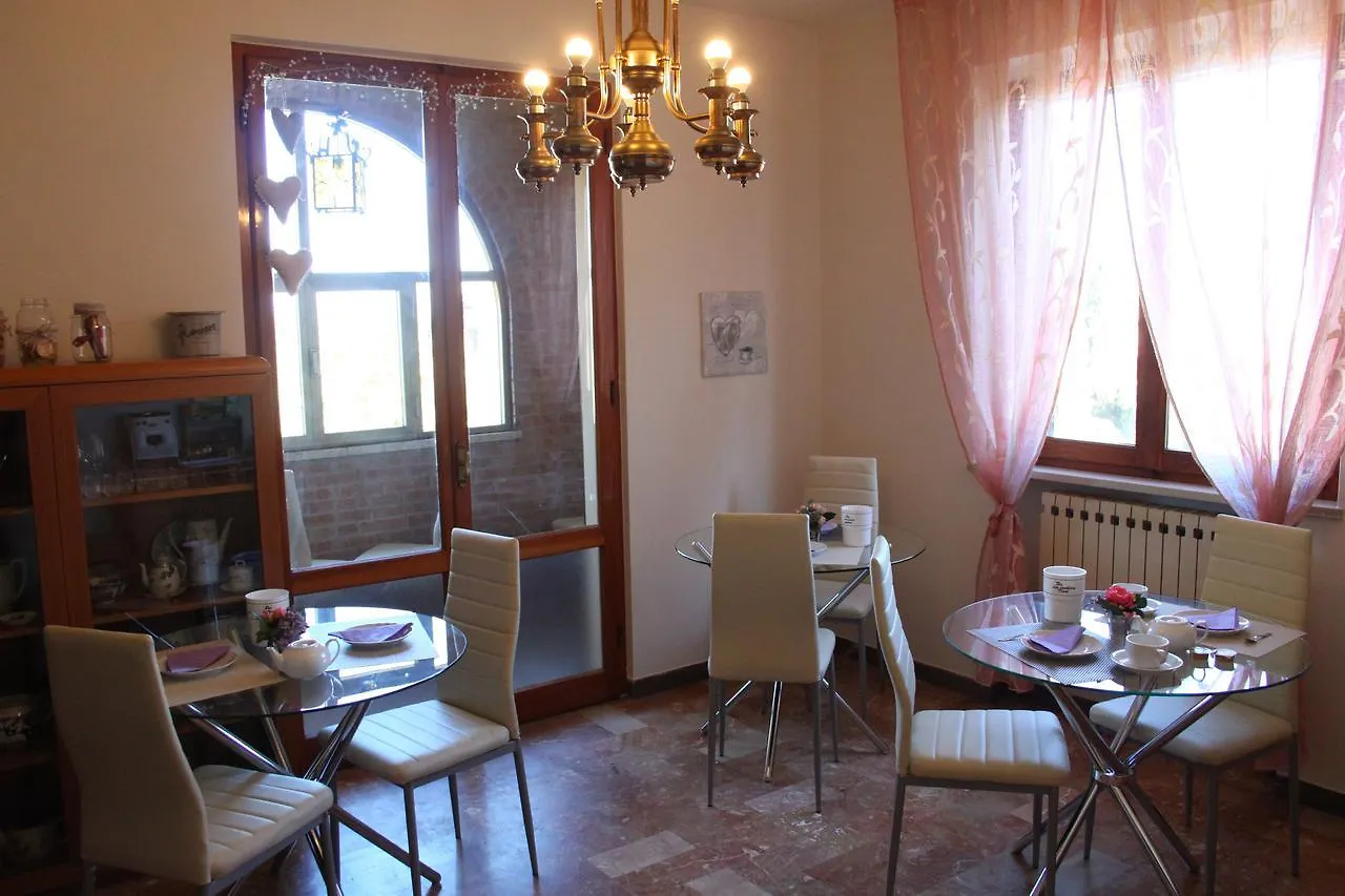 Affittacamere Casa Mac & Rose San Quirico dʼOrcia Oda ve Kahvaltı
