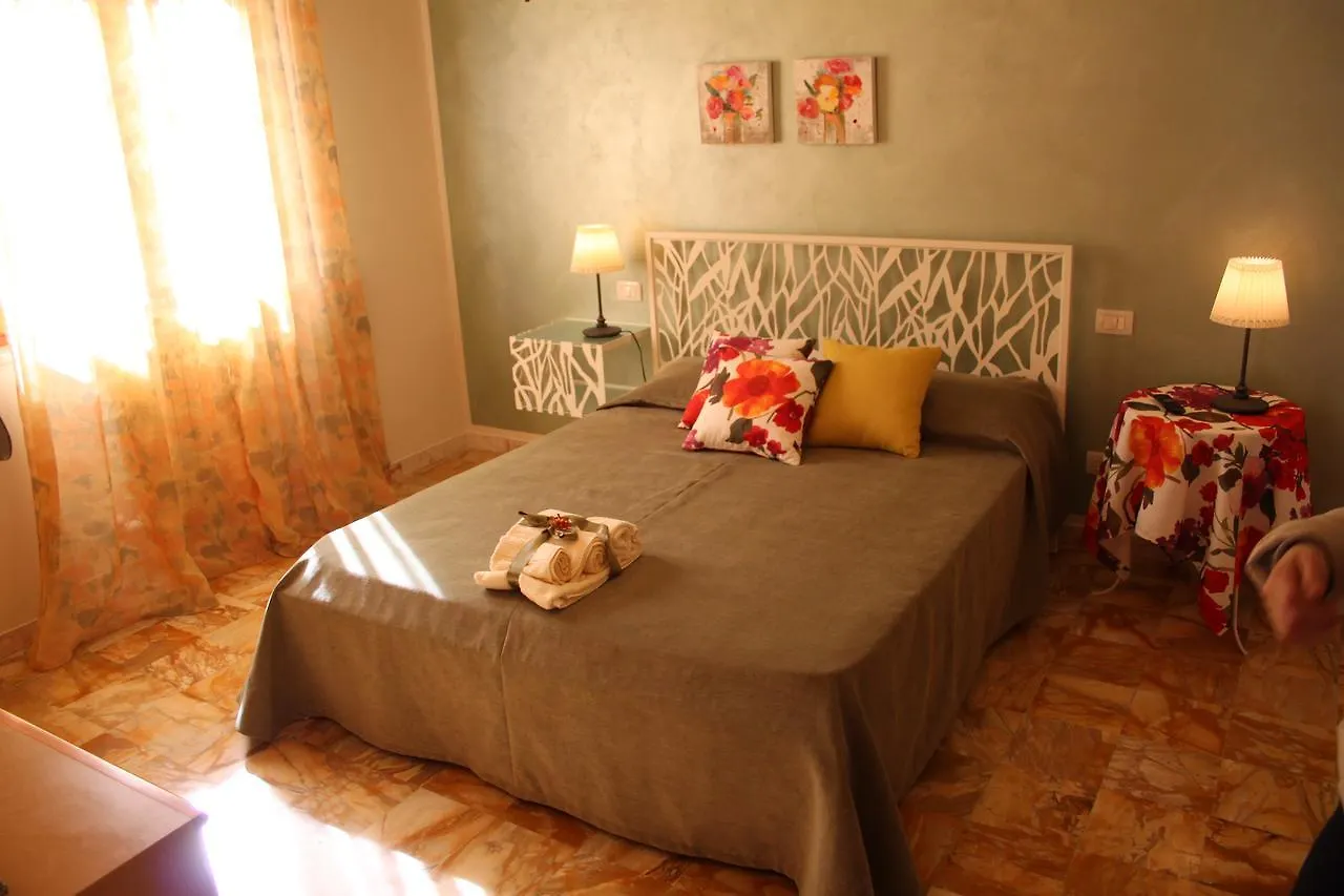 Oda ve Kahvaltı Affittacamere Casa Mac & Rose San Quirico dʼOrcia